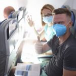 Dal 16 maggio la mascherina non è più obbligatoria sugli aerei