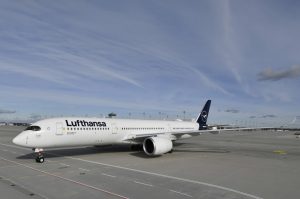 Lufthansa e Swiss sospendono da oggi i voli per Kiev e Odessa