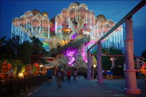 Il 18 giugno, con Gardaland Night is Magic, si inaugura l’orario estivo del parco