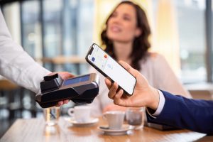 AirPlus International introduce Apple Pay tra i metodi di pagamento