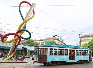 Oltre il Bully Wolkswagen la promozione Alidays sale anche sui tram di Milano e Roma