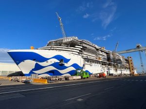 Rinviata di dieci giorni a Civitavecchia la partenza della crociera inaugurale Sun Princess