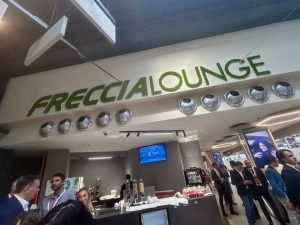 Trenitalia: taglio del nastro per la nuova FrecciaLounge di Milano Centrale