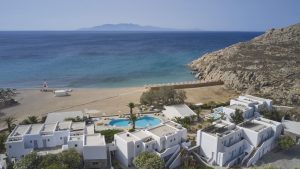 La Myconian Collection si arricchisce con il Sunrise Beach Hotel, sempre a Mykonos