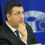 Apostolos Tzitzikostas nuovo commissario europeo al turismo e trasporti