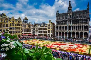Bruxelles: in agosto tornano, dopo due anni, i colori del Tapis de Fleurs