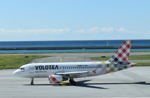 Volotea: è ripartito oggi il collegamento estivo da Genova a Olbia