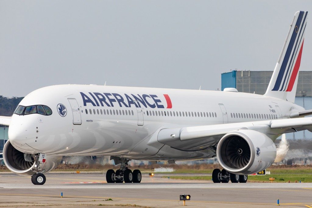 Air France: i piloti scioperano il 15 e 16 aprile contro la legge antisciopero