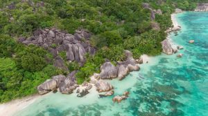 Seychelles: da metà marzo ingresso libero per tutti i visitatori, vaccinati e non