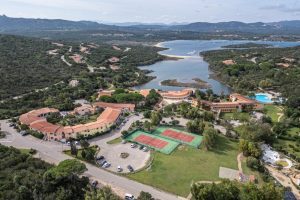 Felix Hotels sale a quota nove in Sardegna con il Costa Serena