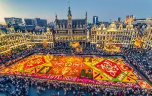 Bruxelles: conto alla rovescia per il Tapis de Fleurs 2024, nel segno dell’Art Nouveau