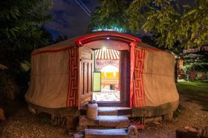 Trame d’Italia, soggiorni alternativi in una yurta mongola tra le cime appenniniche