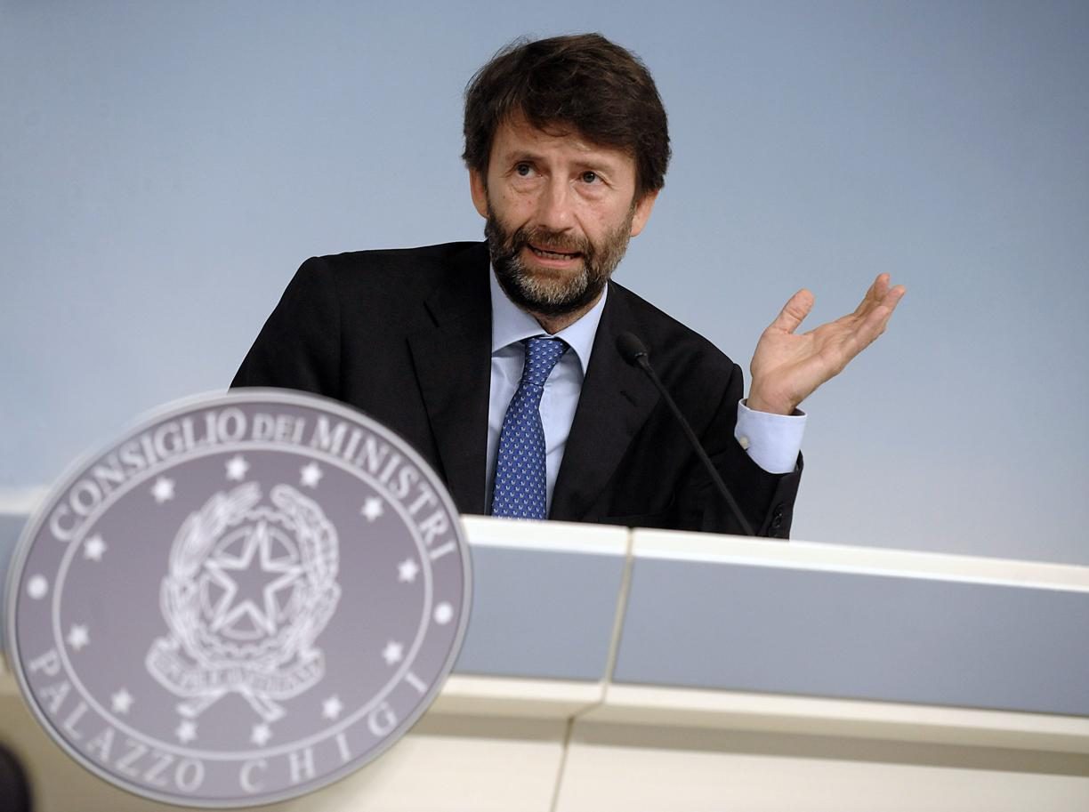 Franceschini: bonus da 2 miliardi per le vacanze ma dimentica adv e to