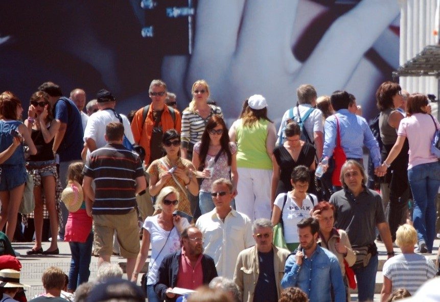 Demoskopica: 68 milioni di turisti in estate 2023. Overtourism? cos’è?